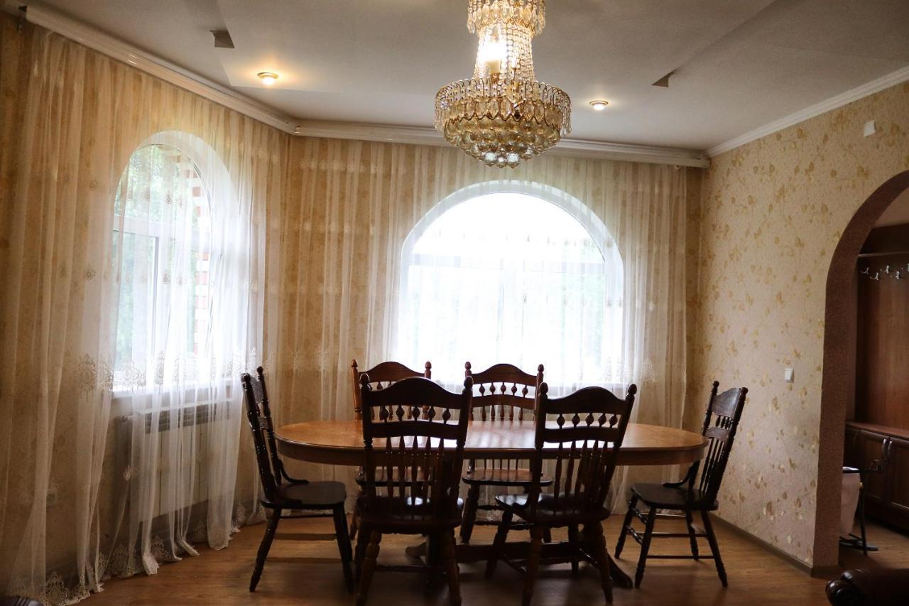 Садыба Полыцька Villa Guta Luaran gambar