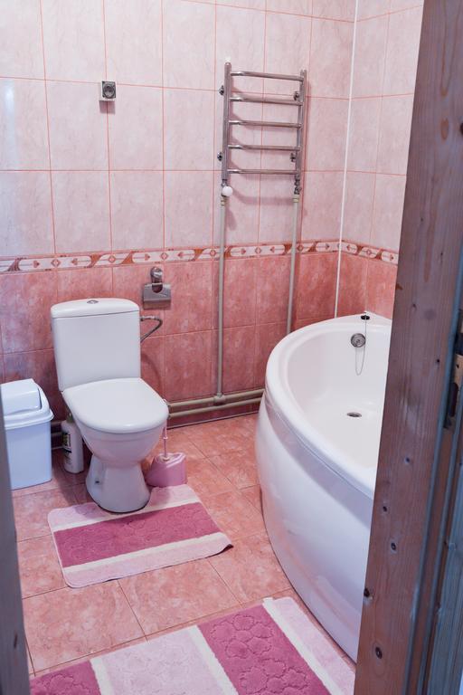 Садыба Полыцька Villa Guta Luaran gambar