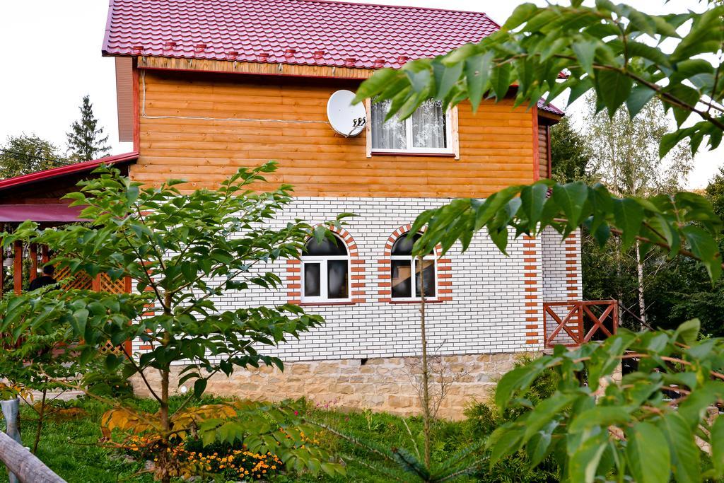 Садыба Полыцька Villa Guta Luaran gambar